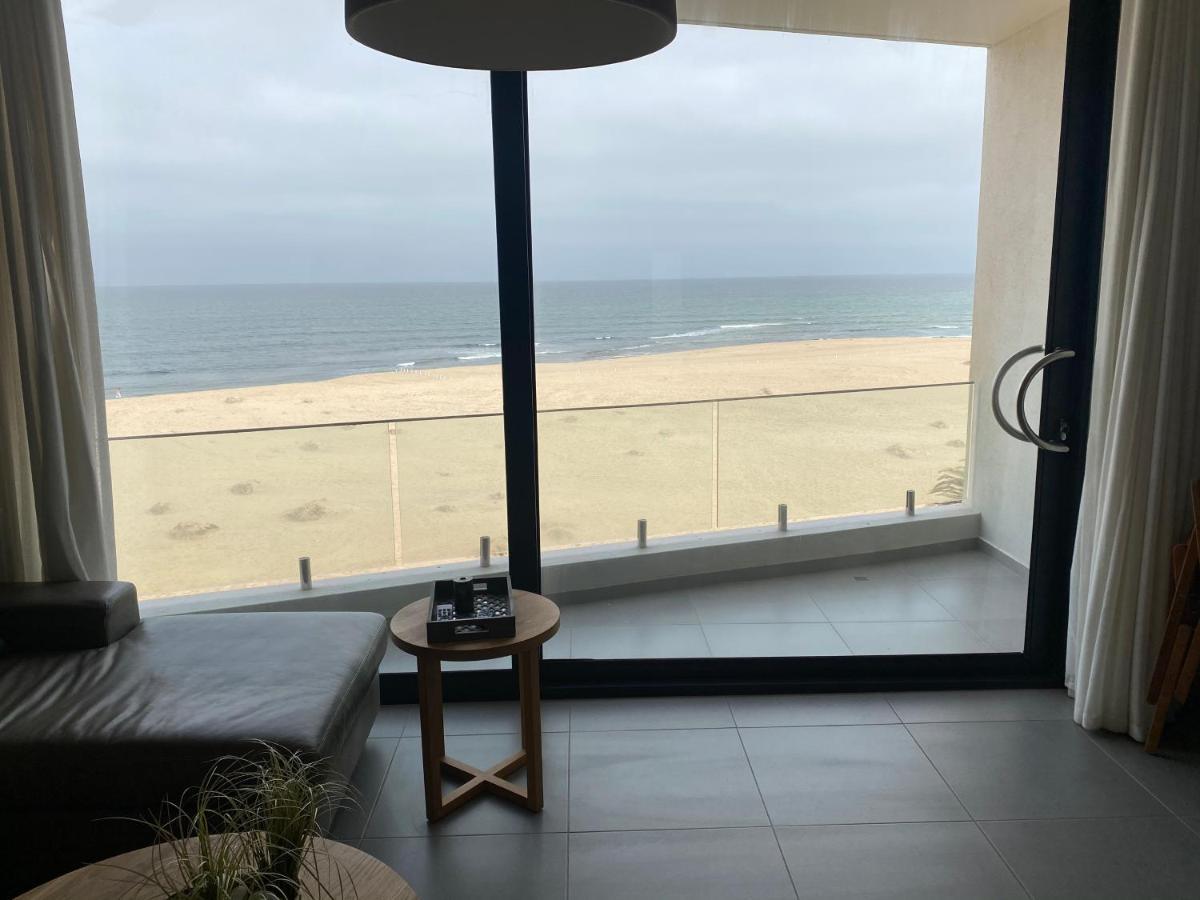 Apartment 32, Bay View Suites Langstrand Ngoại thất bức ảnh