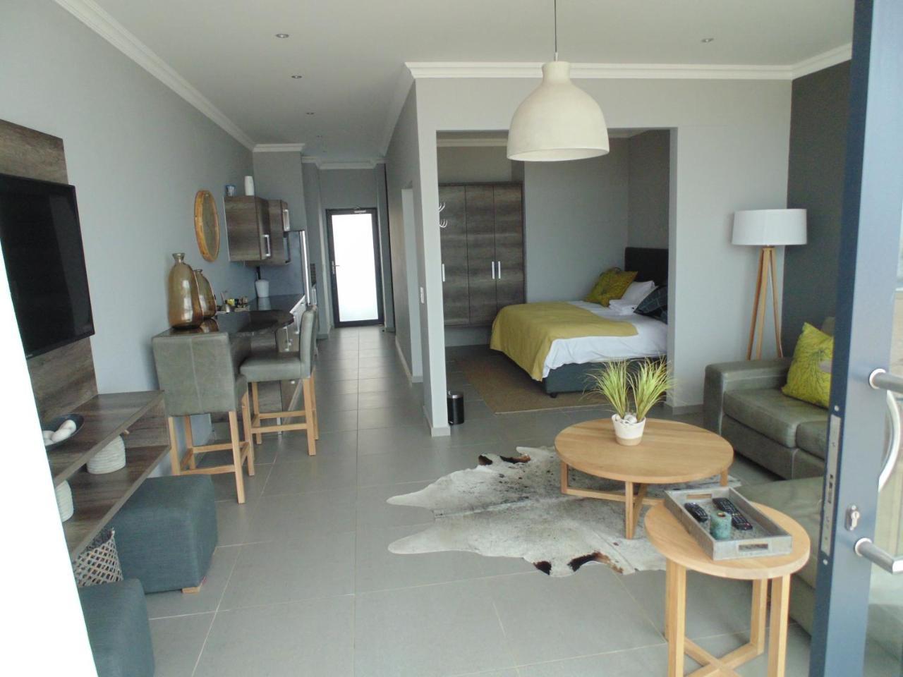 Apartment 32, Bay View Suites Langstrand Ngoại thất bức ảnh