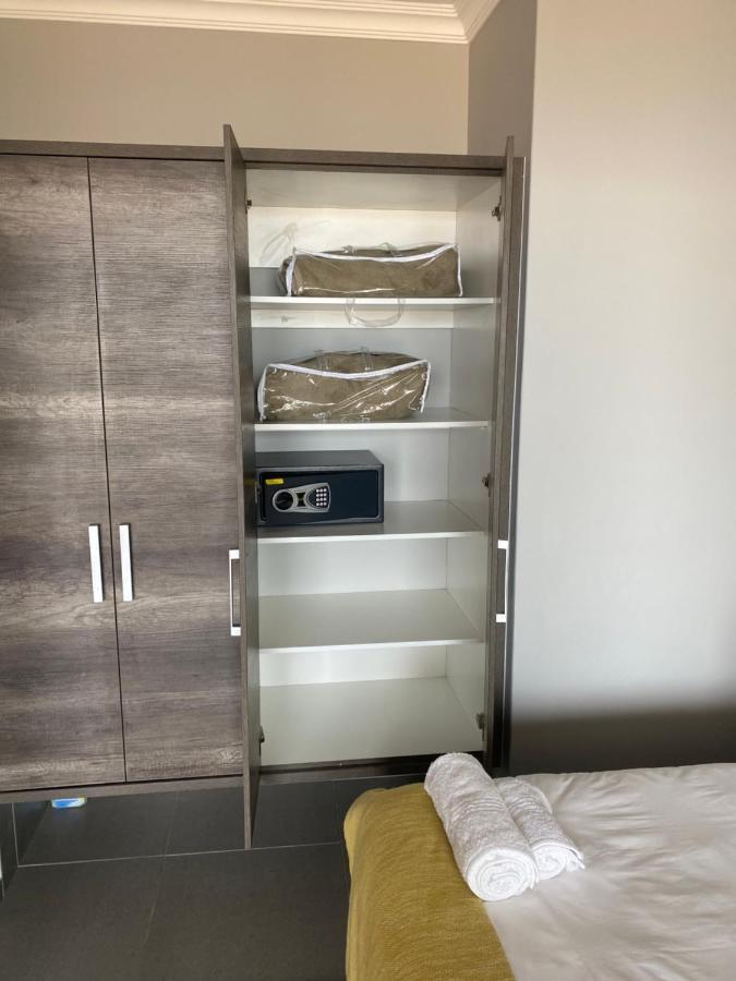 Apartment 32, Bay View Suites Langstrand Ngoại thất bức ảnh